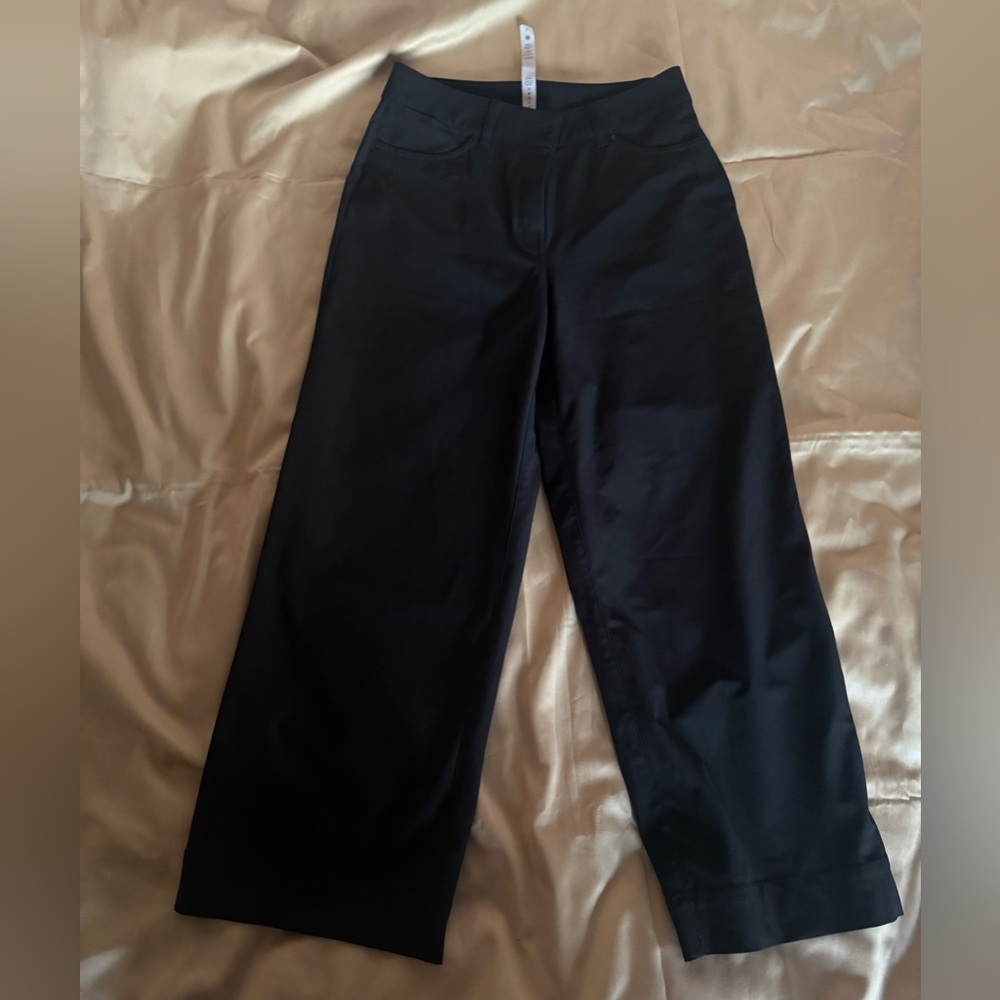 Lululemon city sleek 5 pocket wide-leg high rise pant Size 27